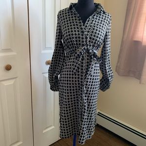 Like NEW MATERNITY dress - size small